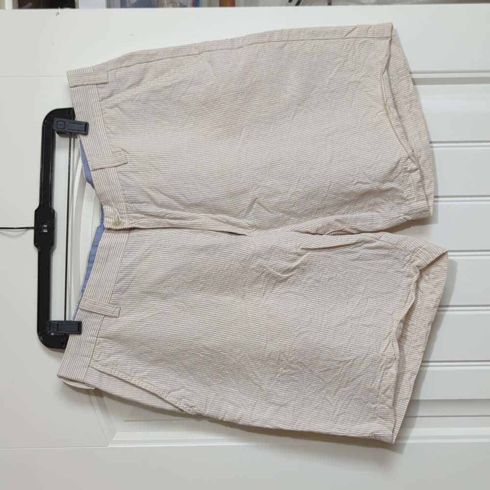 Men's Nautica striped tan and cream linen shorts. 36W
